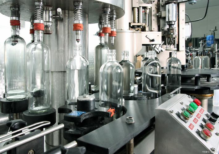如何科學選擇白酒灌裝機生產廠家 技術、質量與開發能力并重